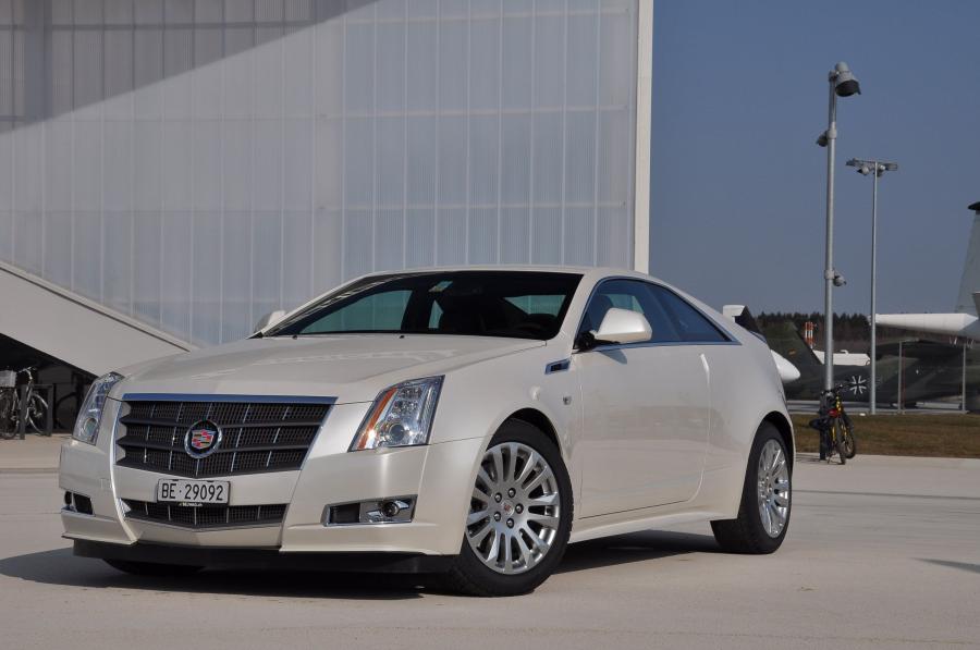  Cadillac CTS AWD Coupe 2011 года  (фото 5 из 5)